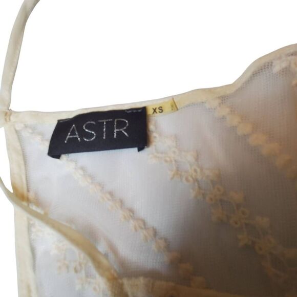 ASTR  Sheer Crochet Ivory Lace Mesh Maxi Dress – Size XS - Picture 5 of 8